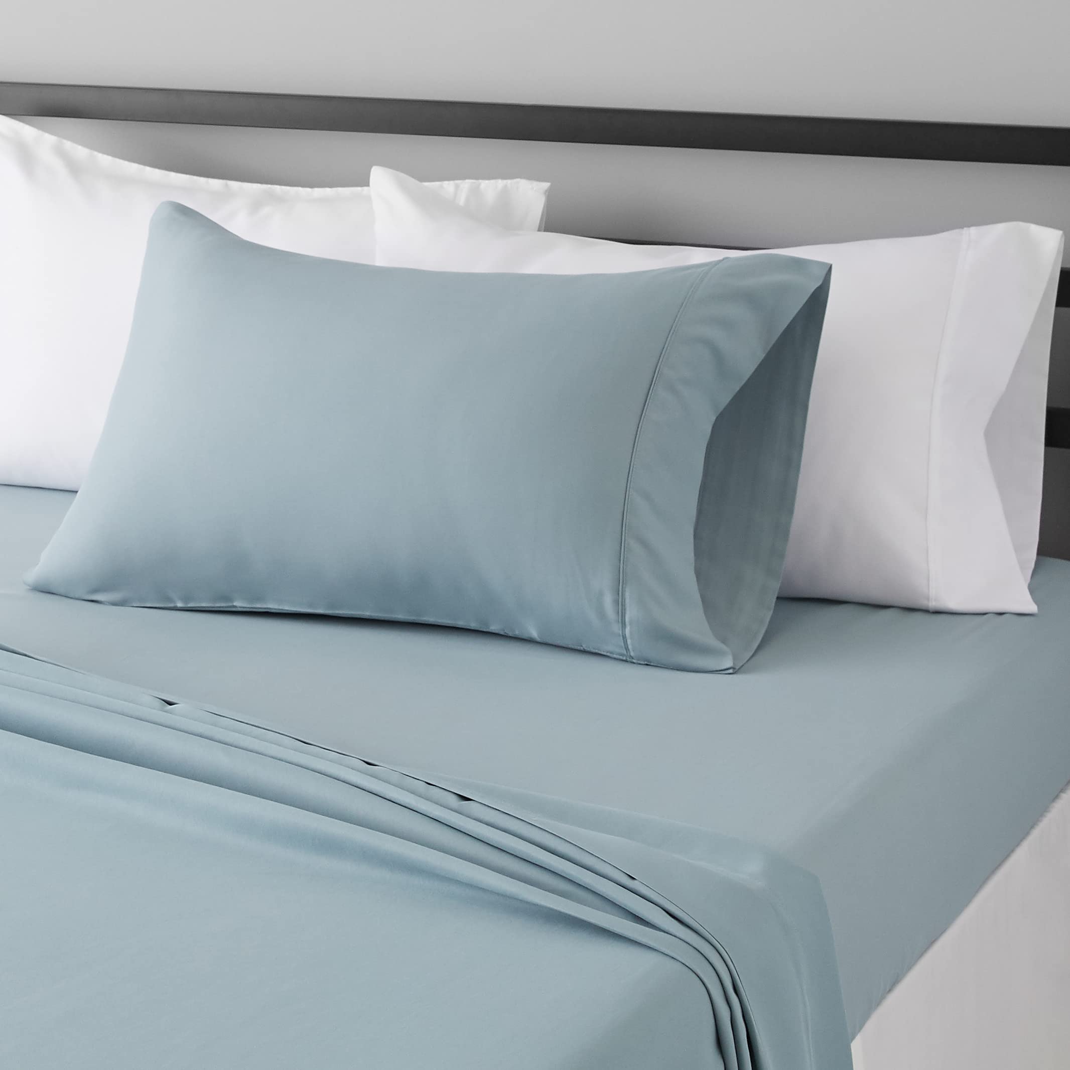 Amazon Basics Lightweight Super Soft Easy Care Wrinkle Free Breathable Brushed Microfiber 3-Piece Bed Sheet Set with 14-Inch Deep Pockets, Twin, Beige, Solid