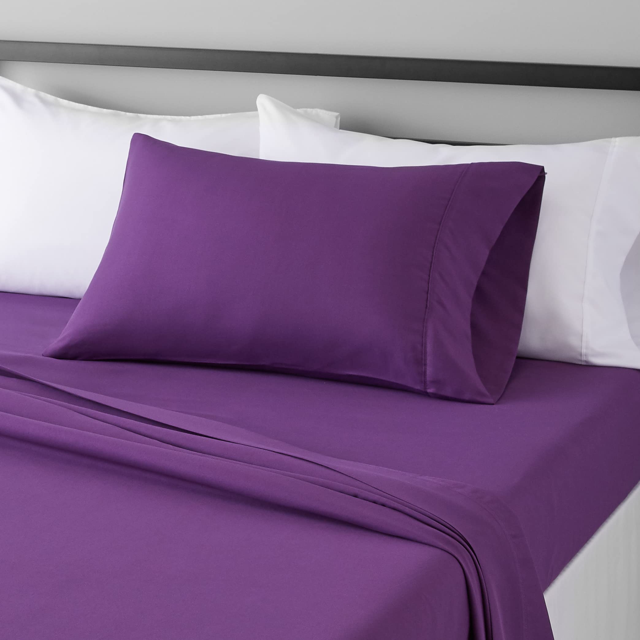 Amazon Basics Lightweight Super Soft Easy Care Wrinkle Free Breathable Brushed Microfiber 3-Piece Bed Sheet Set with 14-Inch Deep Pockets, Twin, Beige, Solid