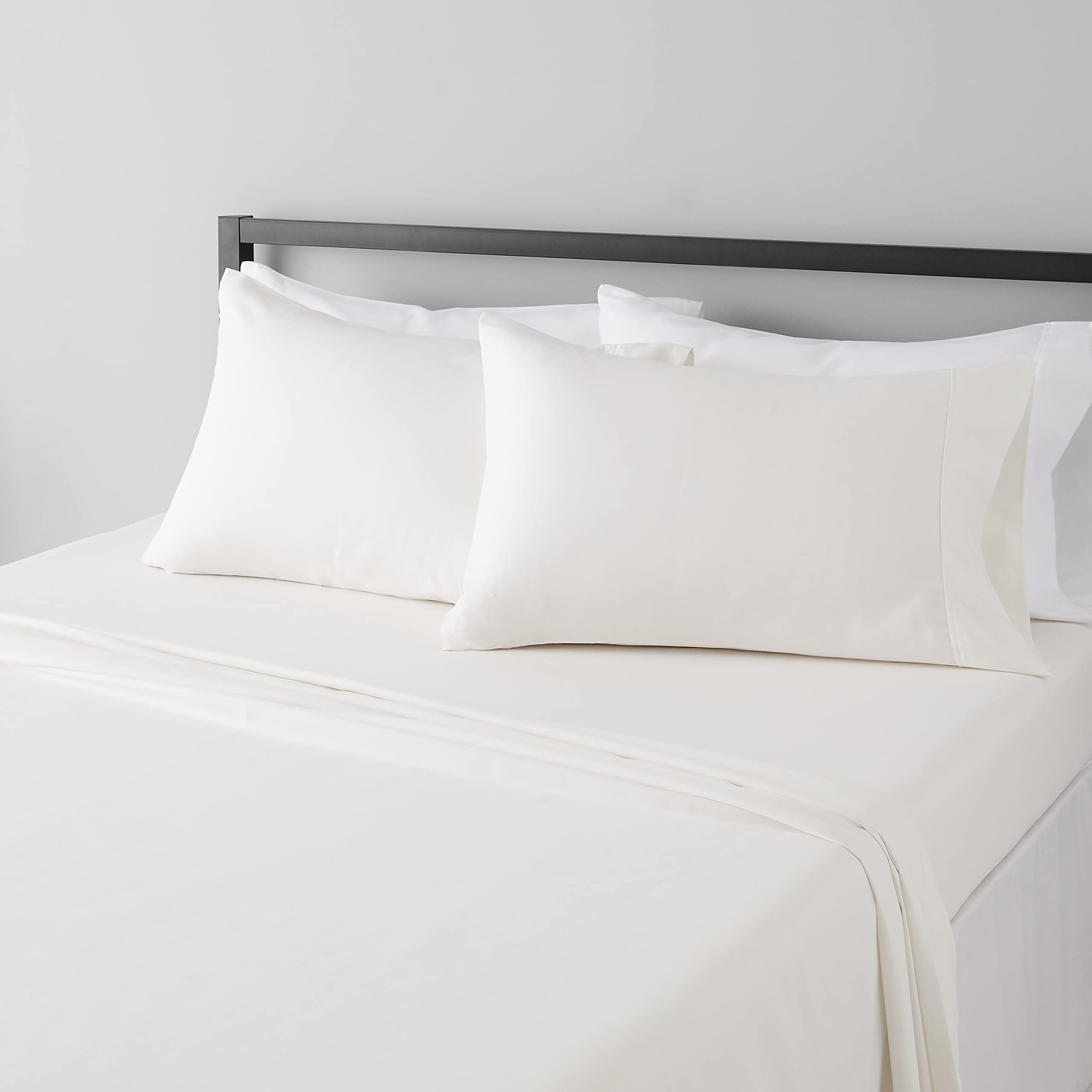 Amazon Basics Lightweight Super Soft Easy Care Wrinkle Free Breathable Brushed Microfiber 3-Piece Bed Sheet Set with 14-Inch Deep Pockets, Twin, Beige, Solid