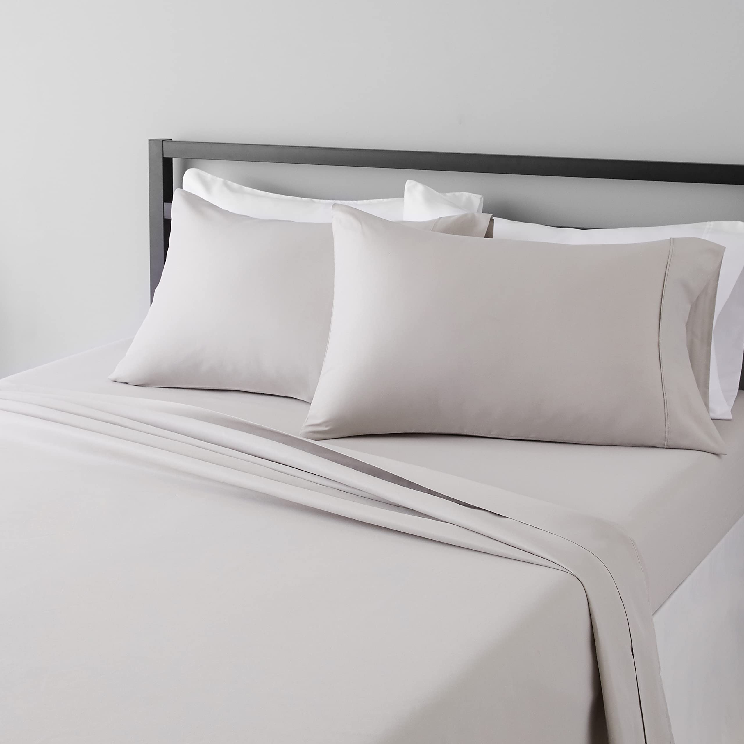 Amazon Basics Lightweight Super Soft Easy Care Wrinkle Free Breathable Brushed Microfiber 3-Piece Bed Sheet Set with 14-Inch Deep Pockets, Twin, Beige, Solid