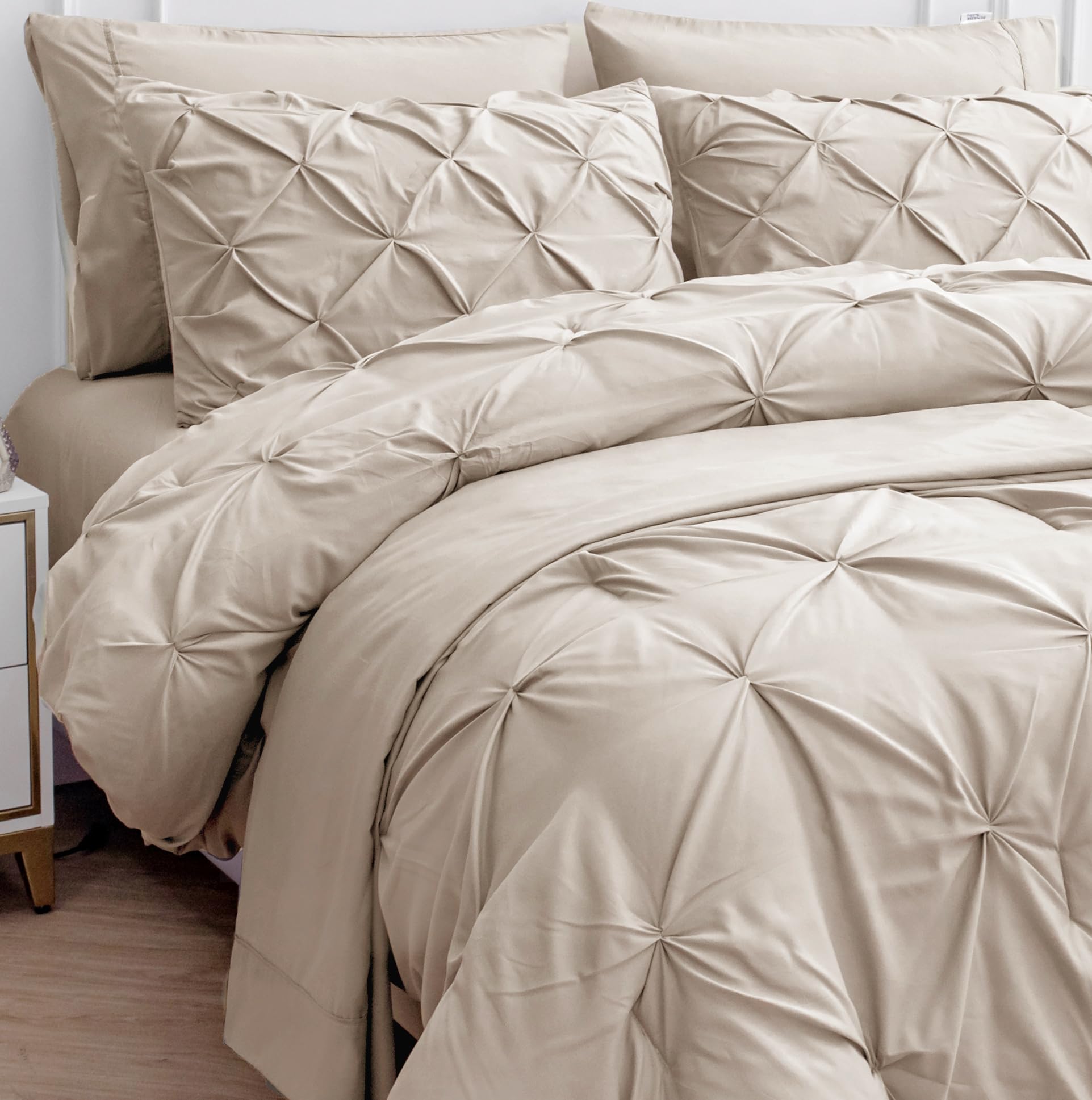 LANE LINEN Full Size Bed Comforter - 7 Piece - Refined Pintuck Finish for Hotel Style Bedding - Breathable Microfiber Bed in a Bag Comforter - Ideal for Apartments & First Homes - French Blue | Hotel sleep feel