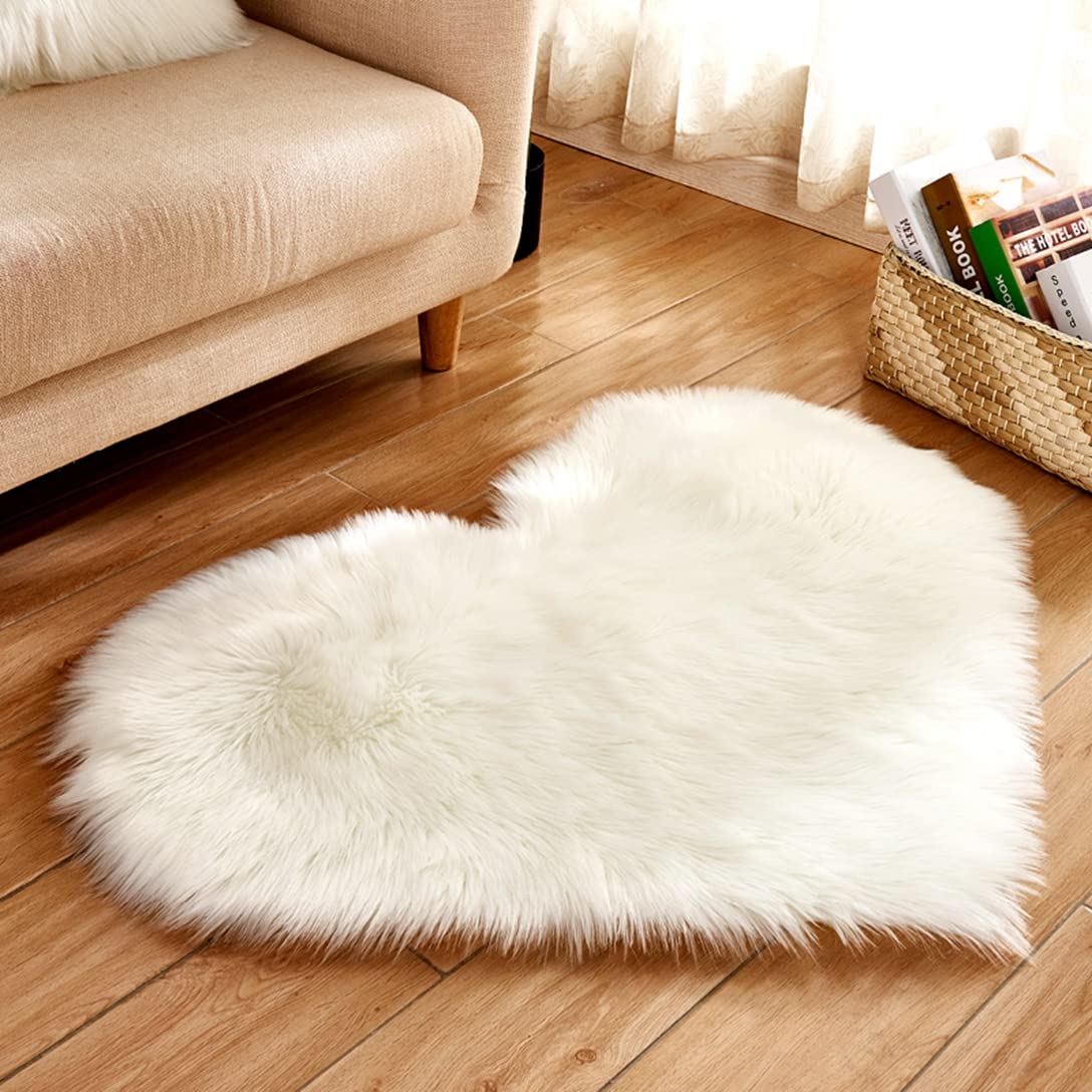 Shaggy Carpet for Home Decor Artificial Sheepskin Hairy Mat Faux Fluffy Floor Mats Love Heart Shape Area Rugs