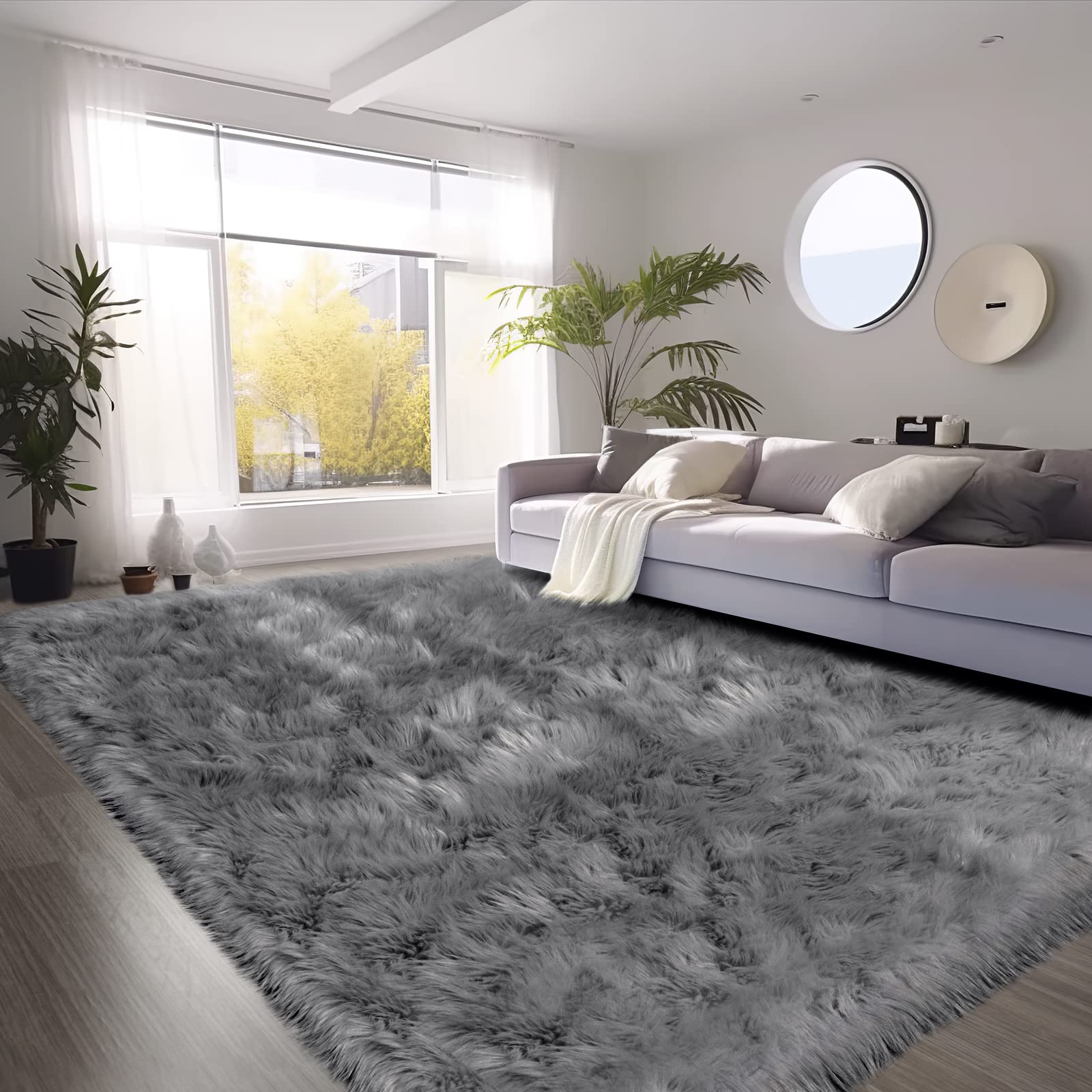 SERISSA Soft Fluffy Area Rug, Coal Black Faux Sheepskin Fur Rug, Shaggy Rug for Bedroom Floor Fuzzy Carpet for Living Room 4x6 Feet