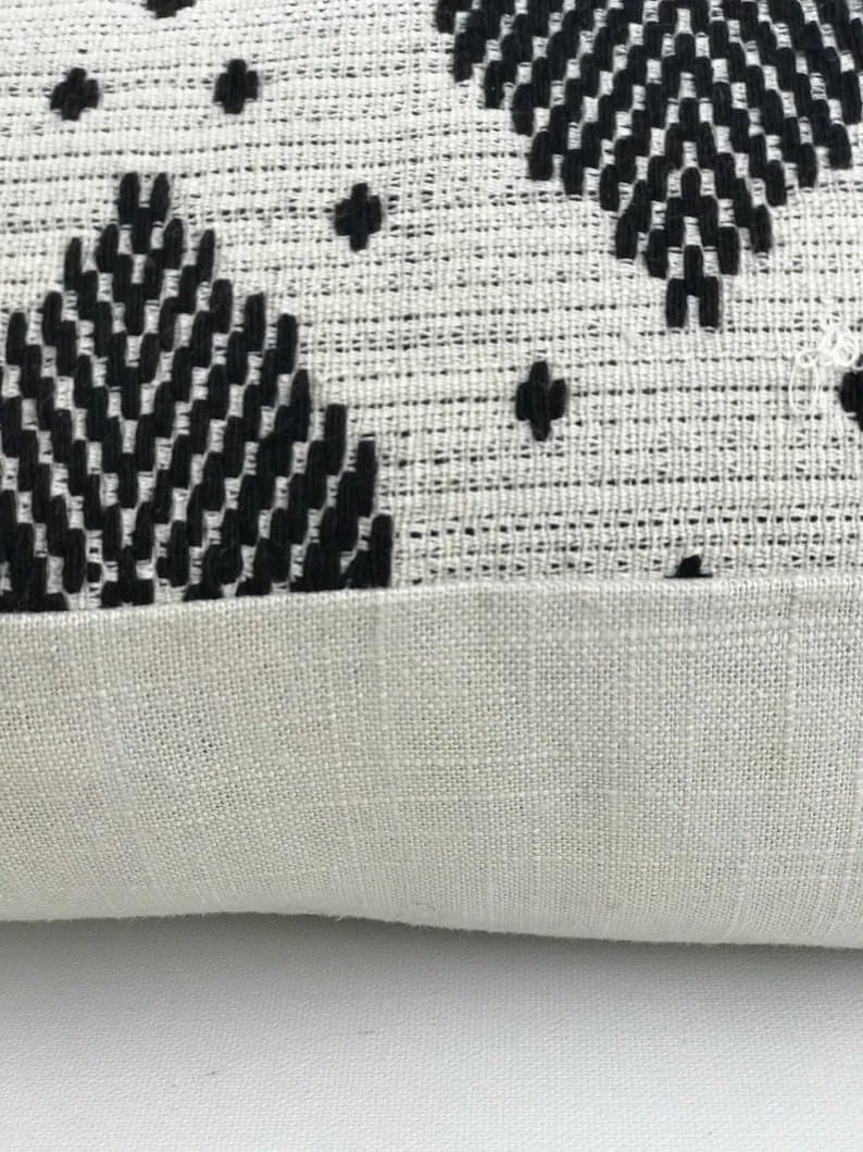 Boho Black White Diamond Fringed Throw Pillow Cover, Woven Textured Decorative Square Cushion Case with Tassel Edge for Couch Sofa Bed Living Room Home Decor, 18x18 Inch (Pillow Insert Not Included)