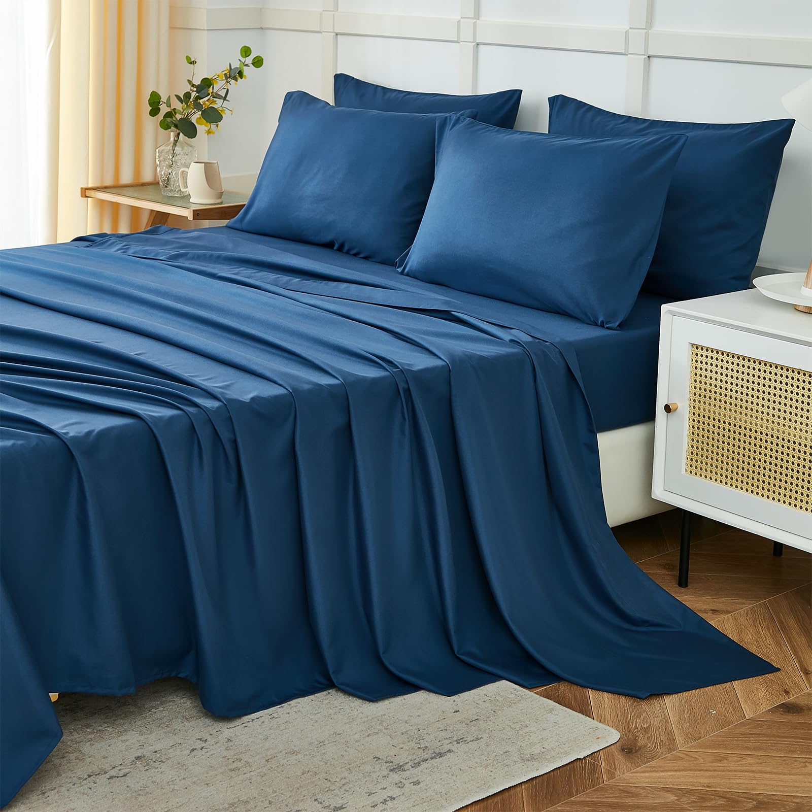 ILAVANDE Queen Sheets Set 6 Piece,Hotel Luxury Super Soft 1800 Series Microfiber Queen Bed Sheets Set-Wrinkle Free & Breathable-14 Deep Pocket Sheets for Queen Size Bed(Queen,Sage Green)