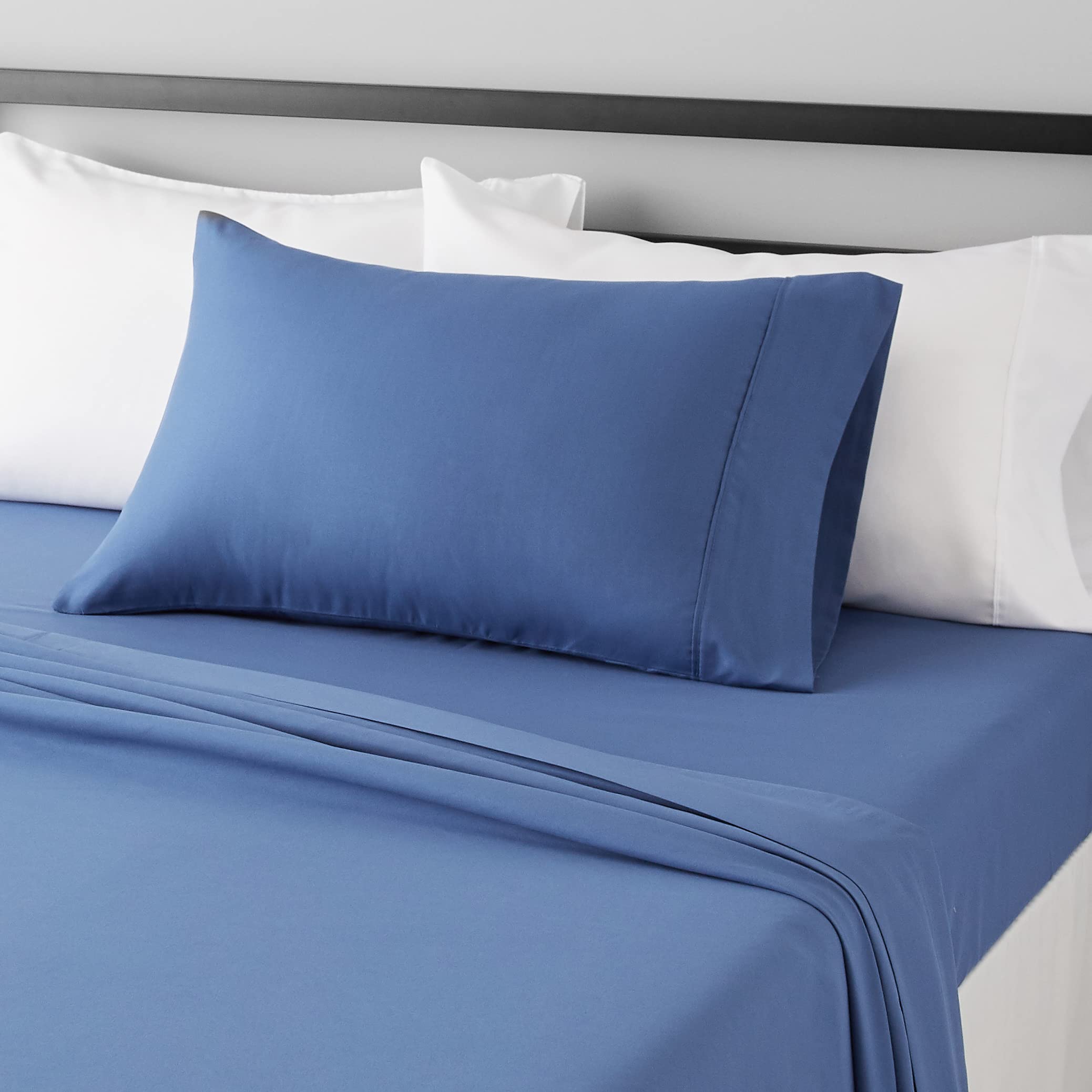 Amazon Basics Lightweight Super Soft Easy Care Wrinkle Free Breathable Brushed Microfiber 3-Piece Bed Sheet Set with 14-Inch Deep Pockets, Twin, Beige, Solid