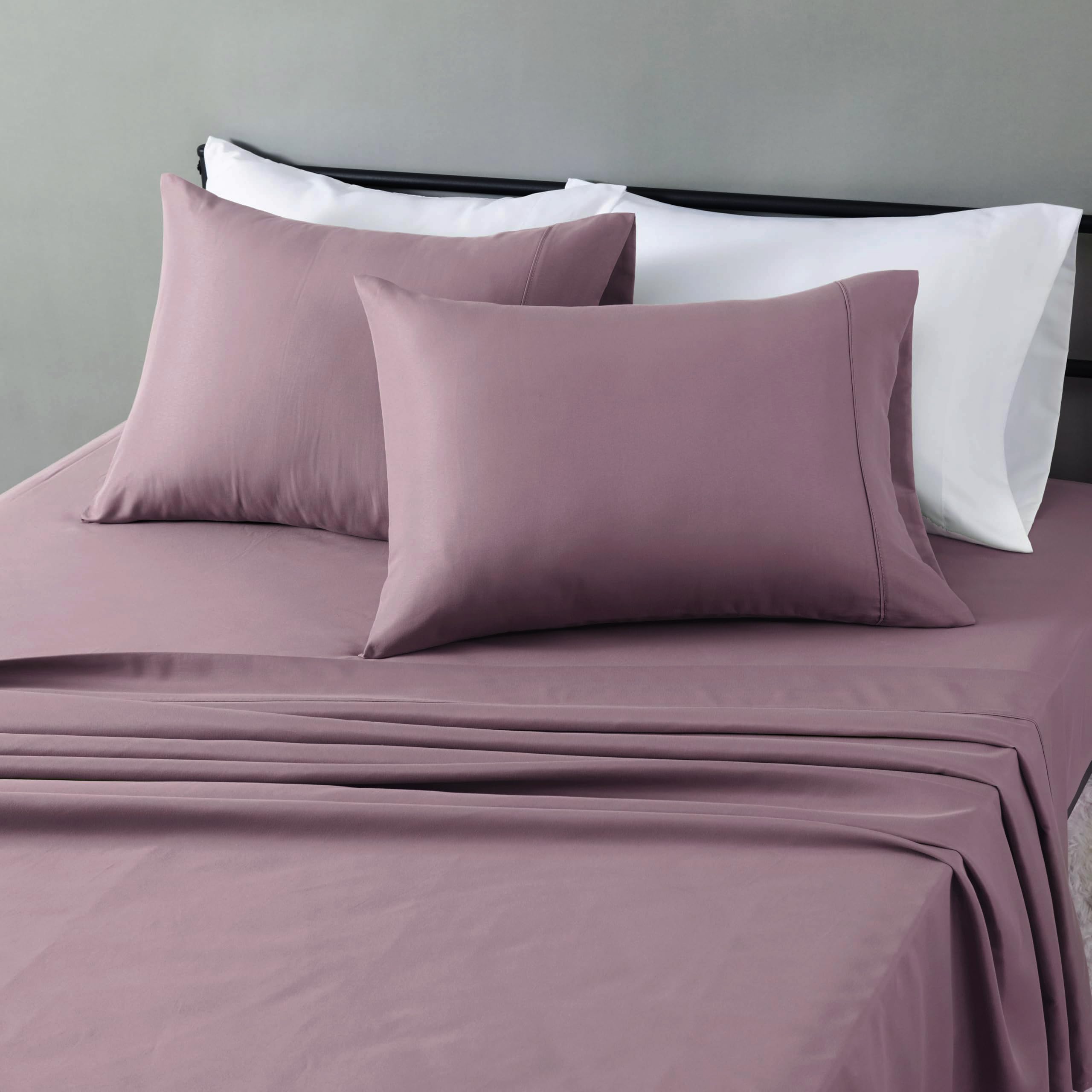 Amazon Basics Lightweight Super Soft Easy Care Wrinkle Free Breathable Brushed Microfiber 3-Piece Bed Sheet Set with 14-Inch Deep Pockets, Twin, Beige, Solid