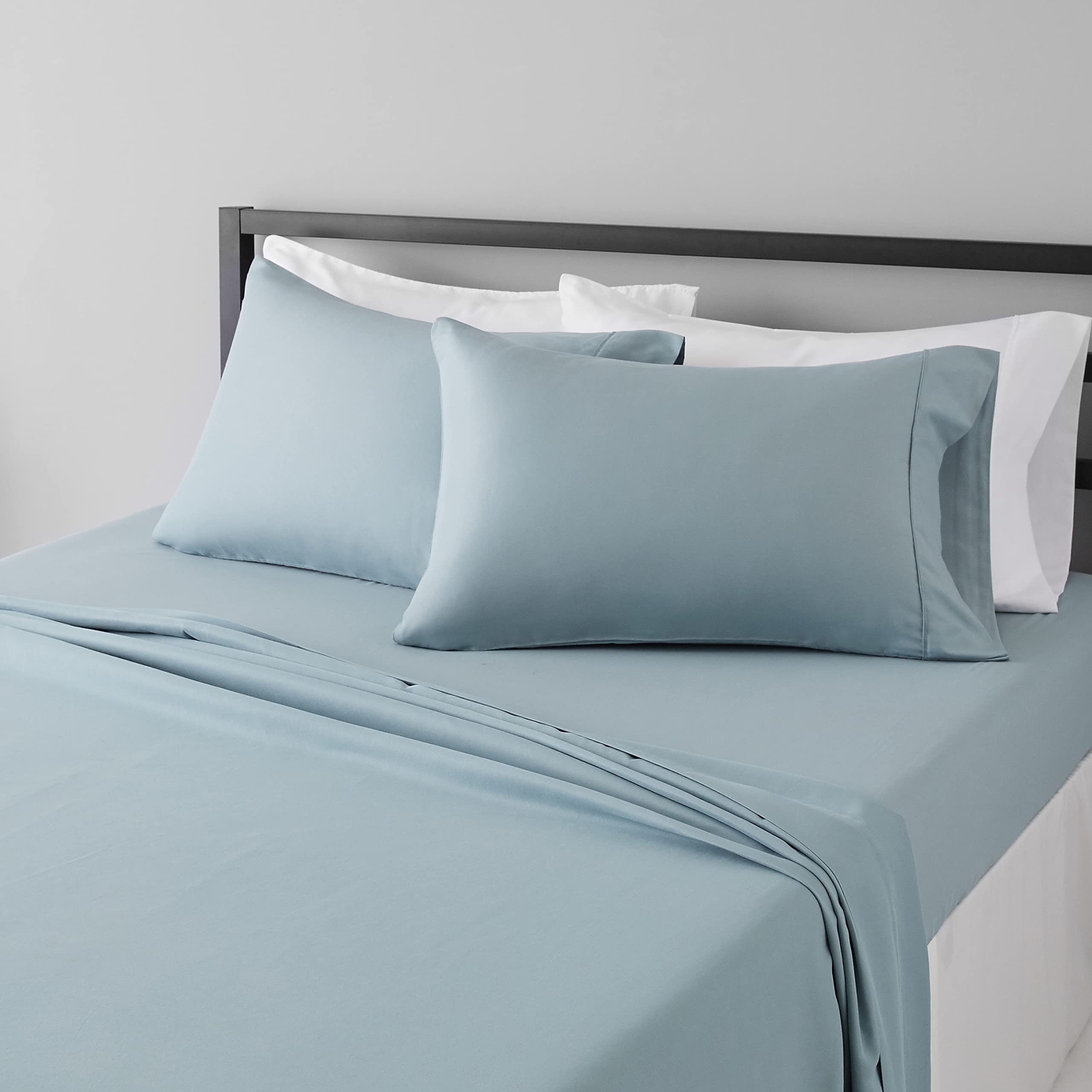 Amazon Basics Lightweight Super Soft Easy Care Wrinkle Free Breathable Brushed Microfiber 3-Piece Bed Sheet Set with 14-Inch Deep Pockets, Twin, Beige, Solid