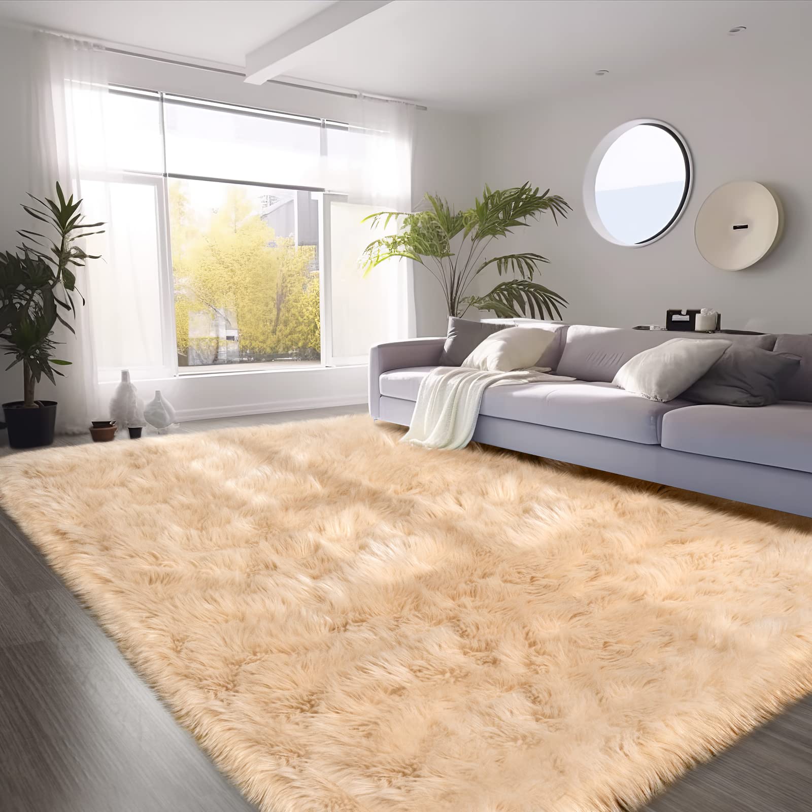 SERISSA Soft Fluffy Area Rug, Coal Black Faux Sheepskin Fur Rug, Shaggy Rug for Bedroom Floor Fuzzy Carpet for Living Room 4x6 Feet