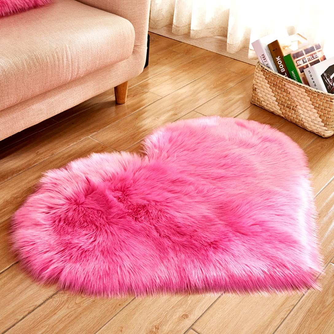 Shaggy Carpet for Home Decor Artificial Sheepskin Hairy Mat Faux Fluffy Floor Mats Love Heart Shape Area Rugs