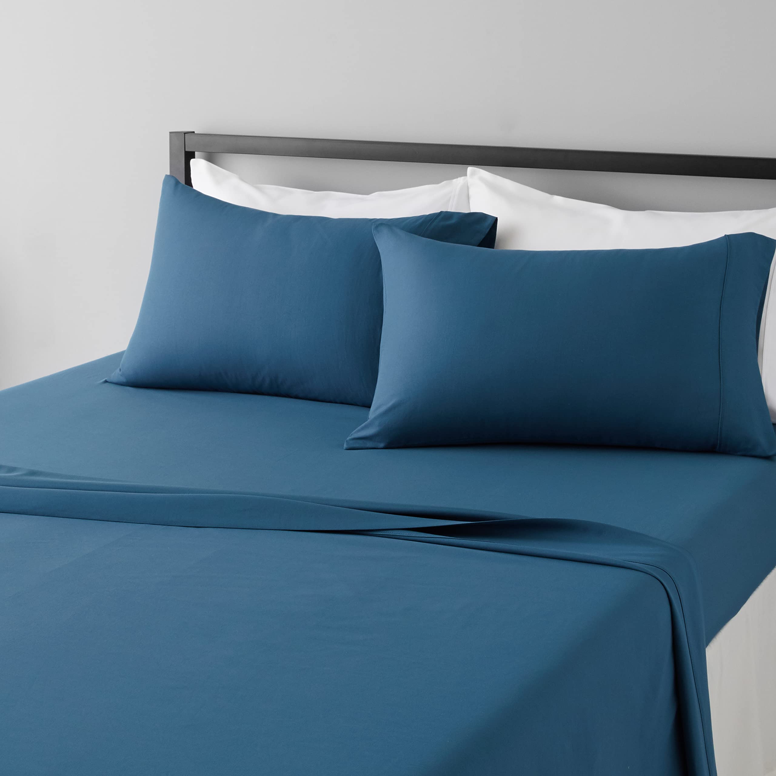Amazon Basics Lightweight Super Soft Easy Care Wrinkle Free Breathable Brushed Microfiber 3-Piece Bed Sheet Set with 14-Inch Deep Pockets, Twin, Beige, Solid