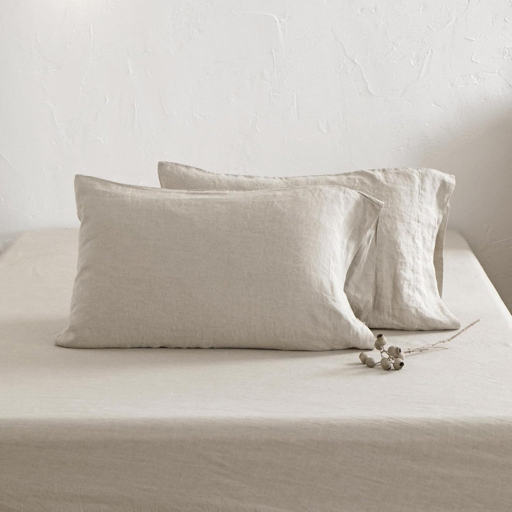 ATLINIA 100% Pure Flax Linen Bedding Set - Stone Washed French Linen Fabric Deep Pocket Fitted Sheet Farmhouse Flat Sheet 2 Pillowcases (Natural, Queen)