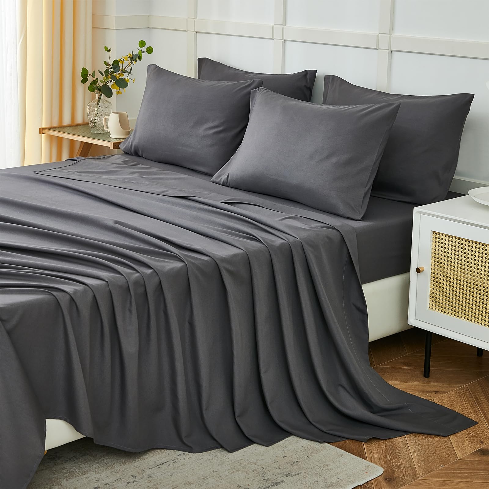 ILAVANDE Queen Sheets Set 6 Piece,Hotel Luxury Super Soft 1800 Series Microfiber Queen Bed Sheets Set-Wrinkle Free & Breathable-14 Deep Pocket Sheets for Queen Size Bed(Queen,Sage Green)