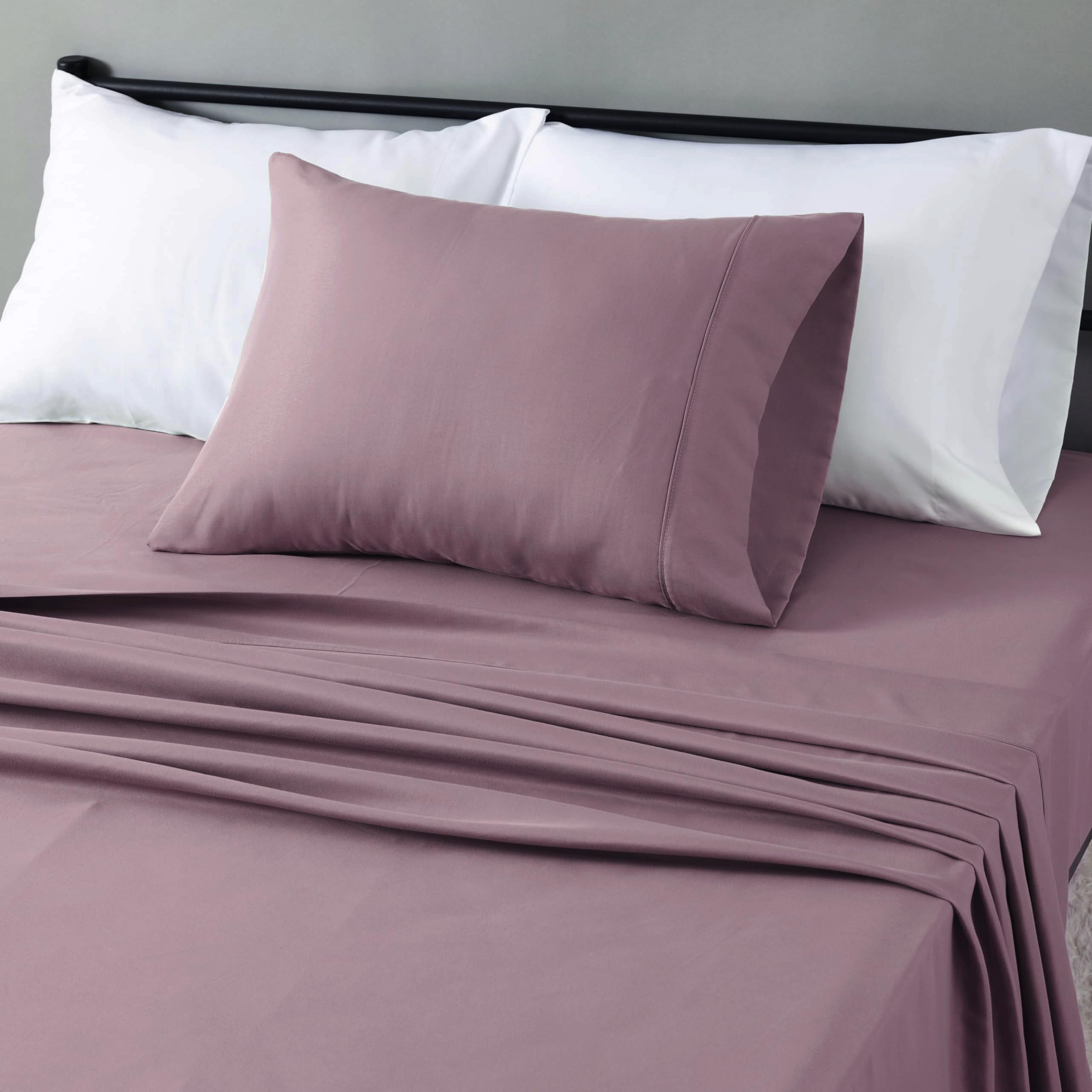 Amazon Basics Lightweight Super Soft Easy Care Wrinkle Free Breathable Brushed Microfiber 3-Piece Bed Sheet Set with 14-Inch Deep Pockets, Twin, Beige, Solid