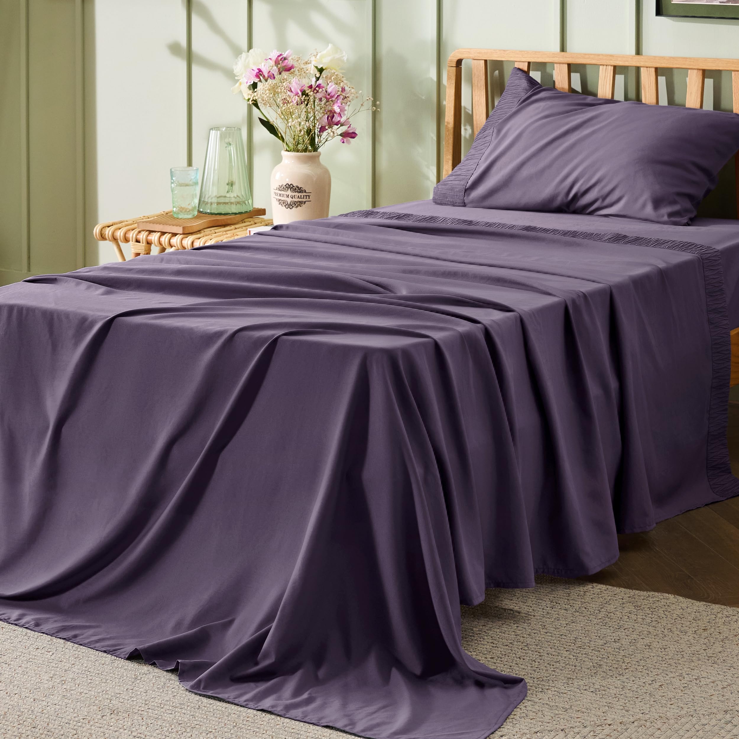 Bedsure King Size Sheets Set - 4 Pieces Soft King Sheets - Breathable & Cooling - Hotel Luxury - Easy Care Polyester Microfiber Bedding for Kids, Women, Men, Linen