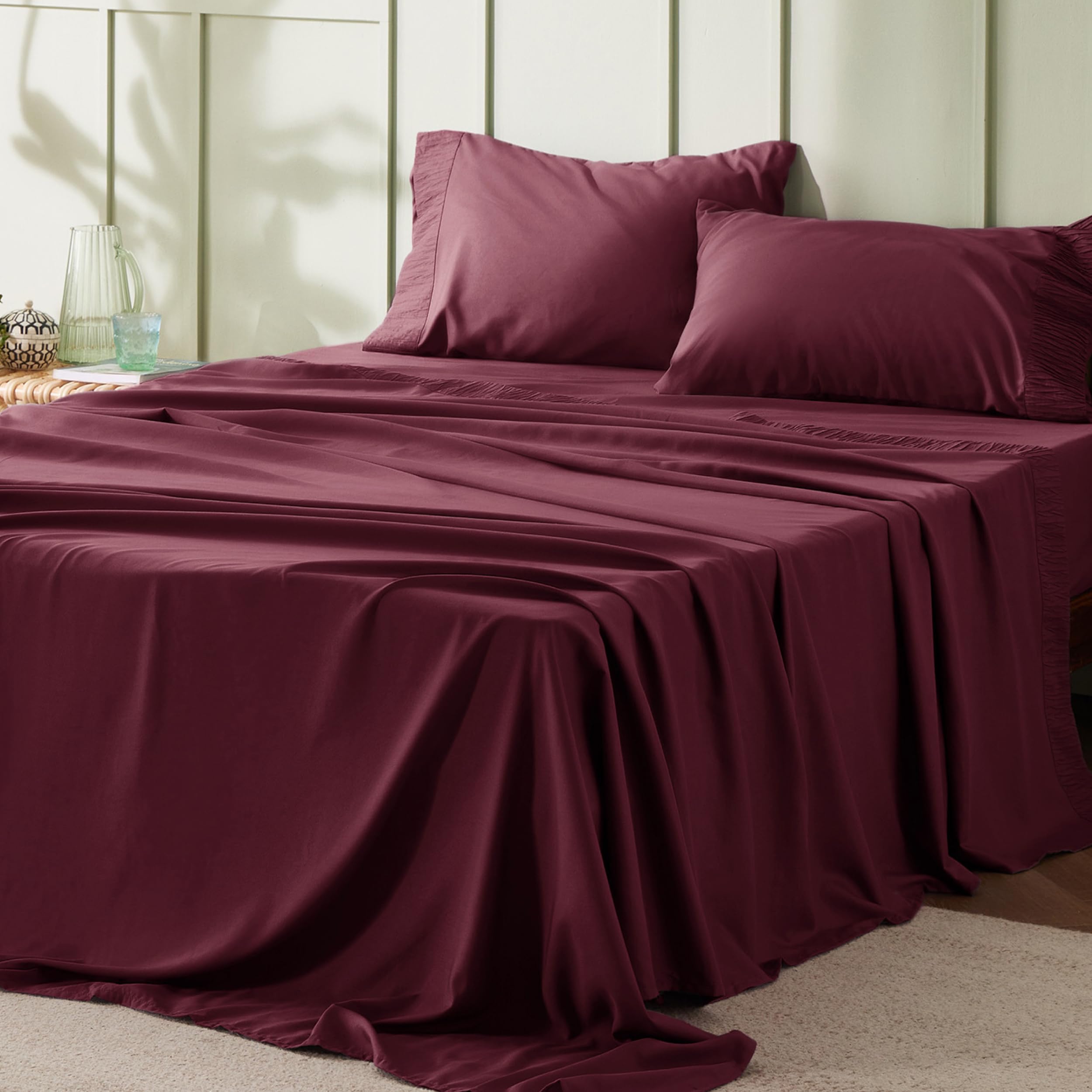 Bedsure King Size Sheets Set - 4 Pieces Soft King Sheets - Breathable & Cooling - Hotel Luxury - Easy Care Polyester Microfiber Bedding for Kids, Women, Men, Linen