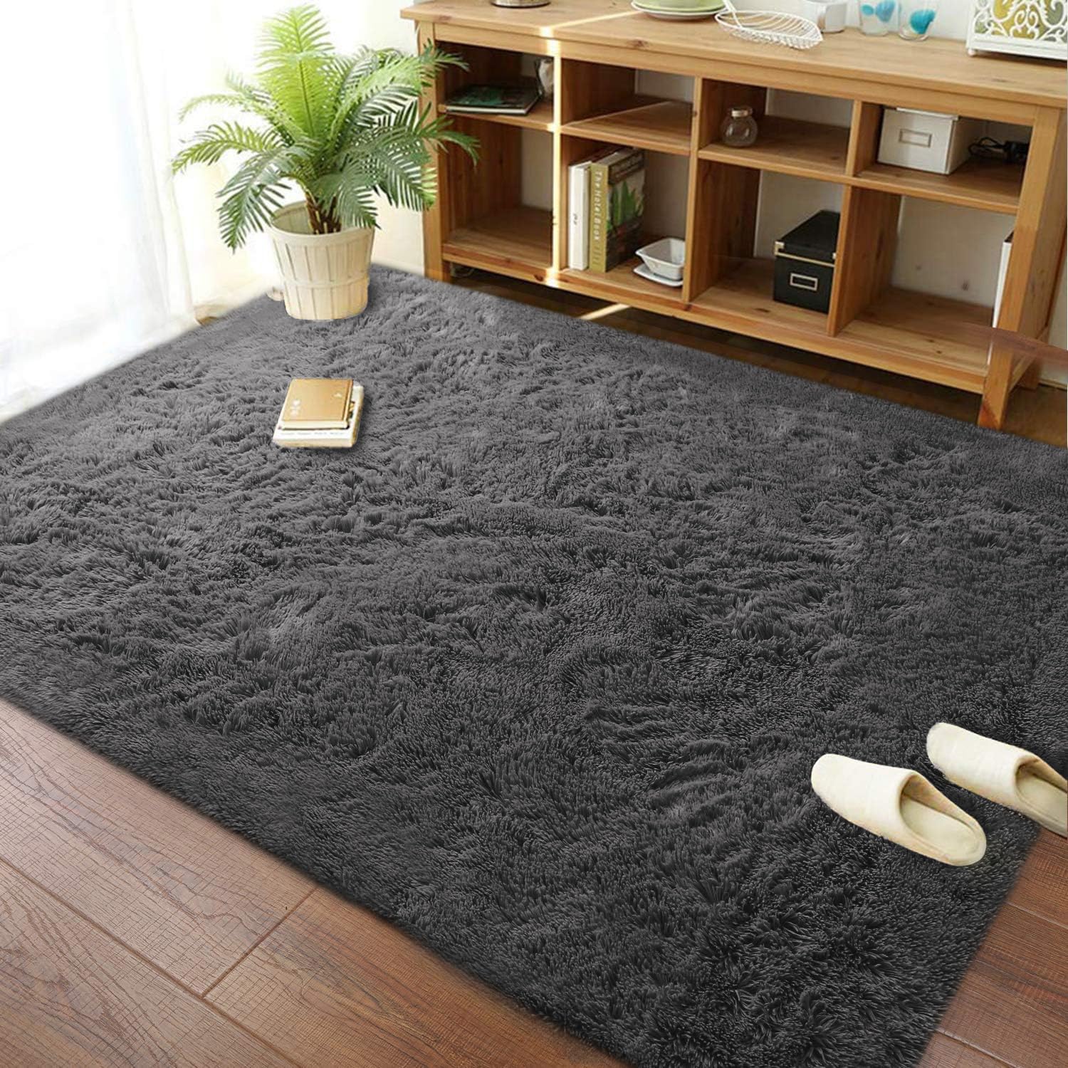 Merelax Soft Modern Indoor Shaggy Area Rug for Bedroom Livingroom Dorm Kids Room Home Decorative, Non-Slip Plush Fluffy Furry Fur Rugs Comfy Nursery Accent Floor Carpet 2x3 Feet, Black