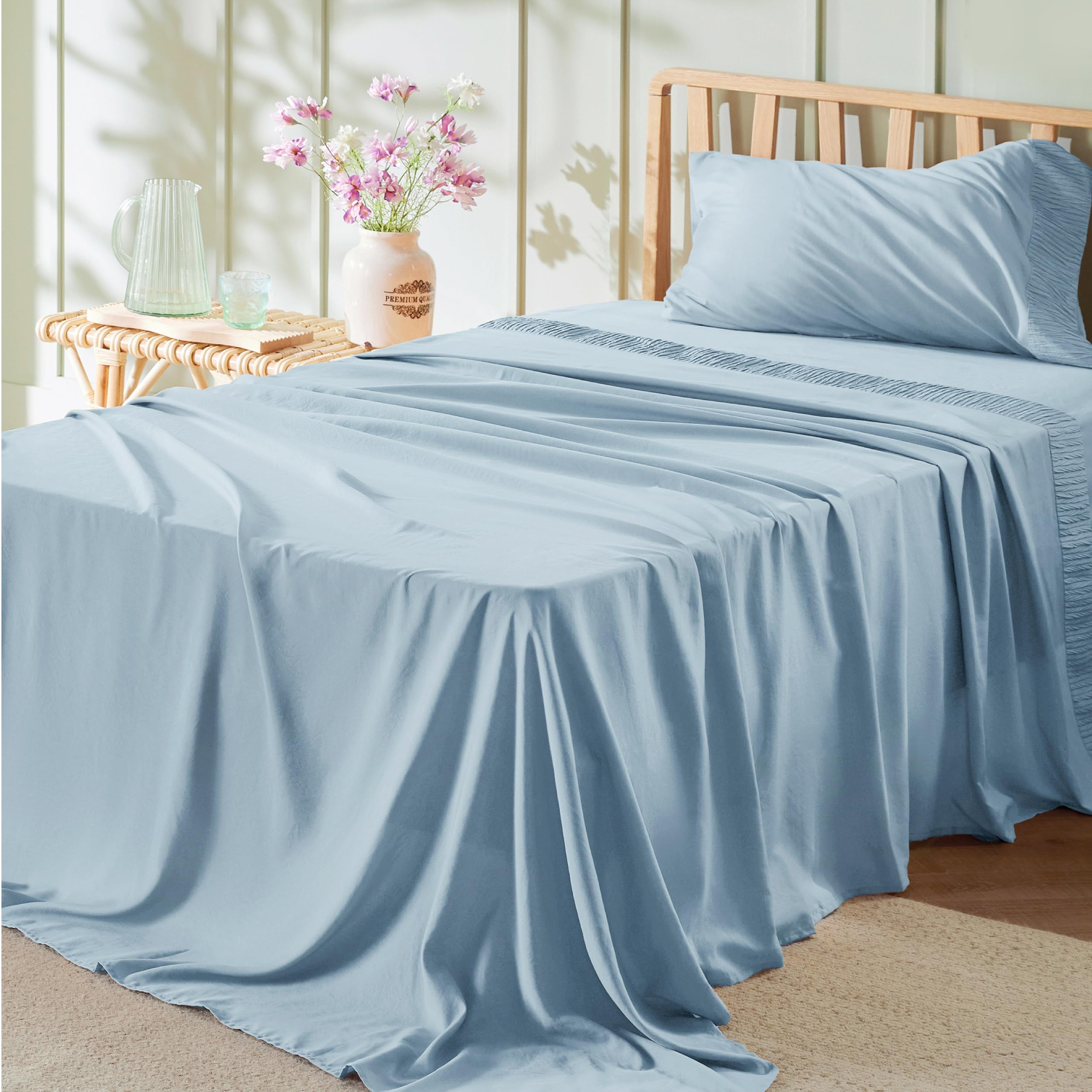 Bedsure King Size Sheets Set - 4 Pieces Soft King Sheets - Breathable & Cooling - Hotel Luxury - Easy Care Polyester Microfiber Bedding for Kids, Women, Men, Linen