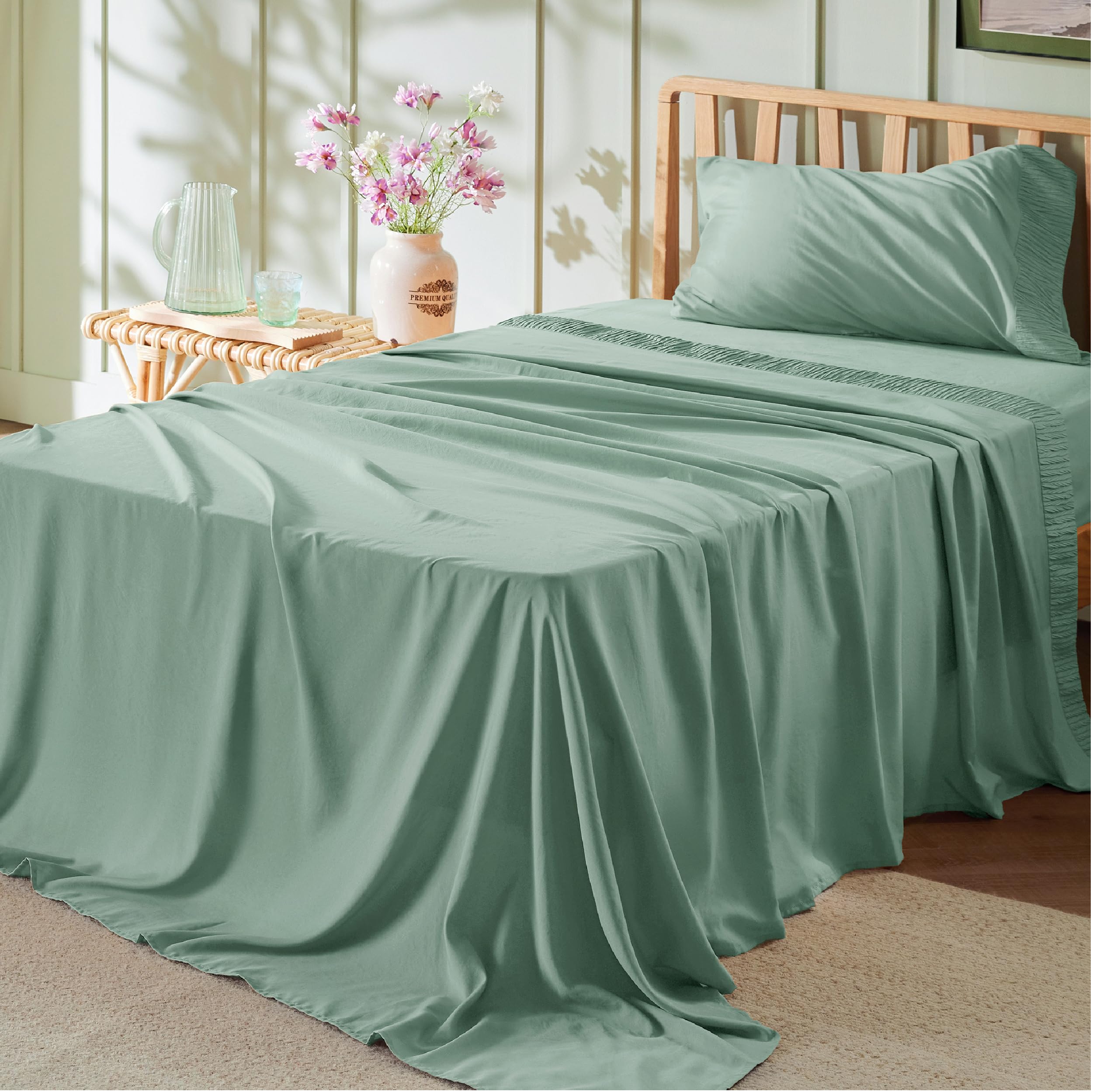 Bedsure King Size Sheets Set - 4 Pieces Soft King Sheets - Breathable & Cooling - Hotel Luxury - Easy Care Polyester Microfiber Bedding for Kids, Women, Men, Linen