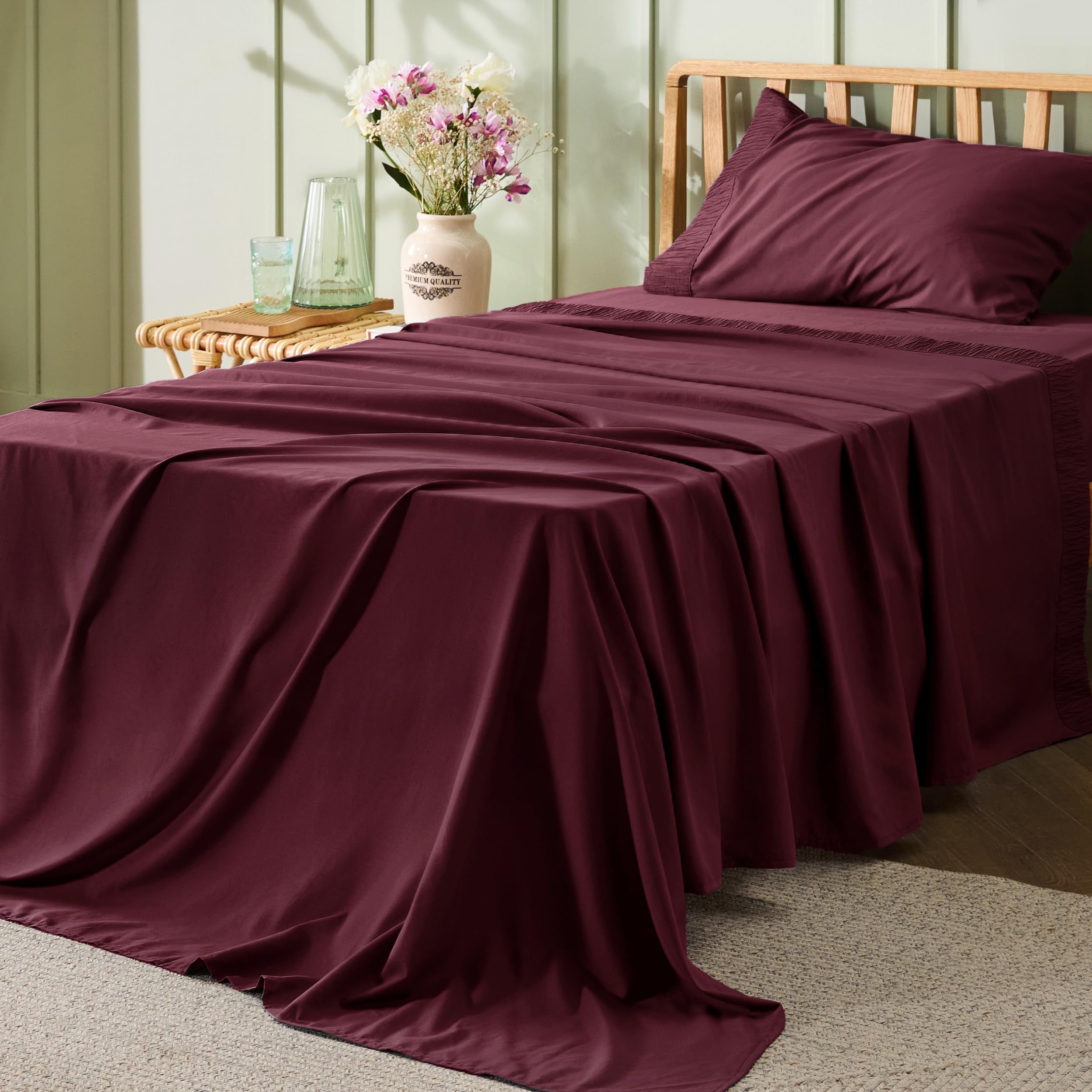Bedsure King Size Sheets Set - 4 Pieces Soft King Sheets - Breathable & Cooling - Hotel Luxury - Easy Care Polyester Microfiber Bedding for Kids, Women, Men, Linen