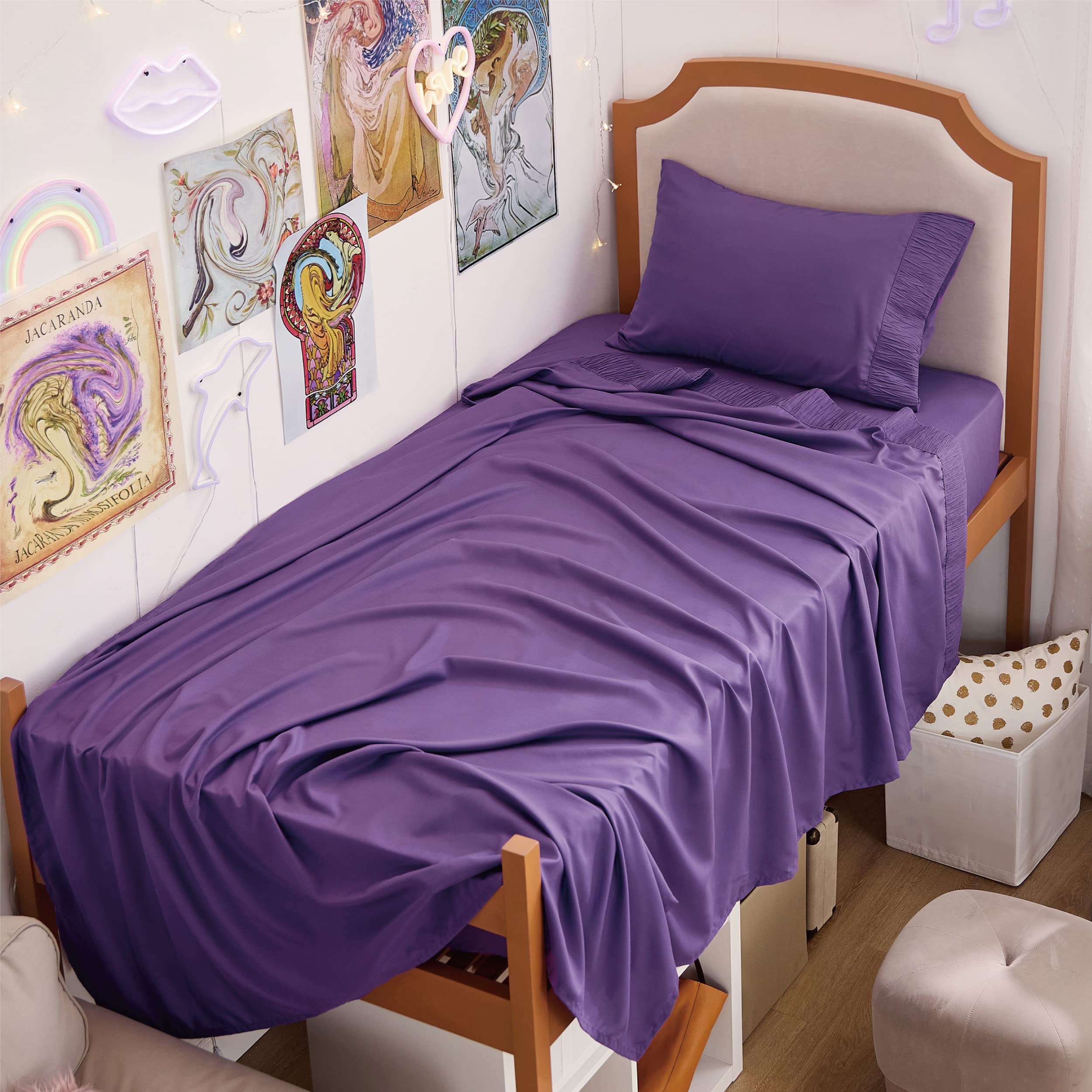 Bedsure King Size Sheets Set - 4 Pieces Soft King Sheets - Breathable & Cooling - Hotel Luxury - Easy Care Polyester Microfiber Bedding for Kids, Women, Men, Linen