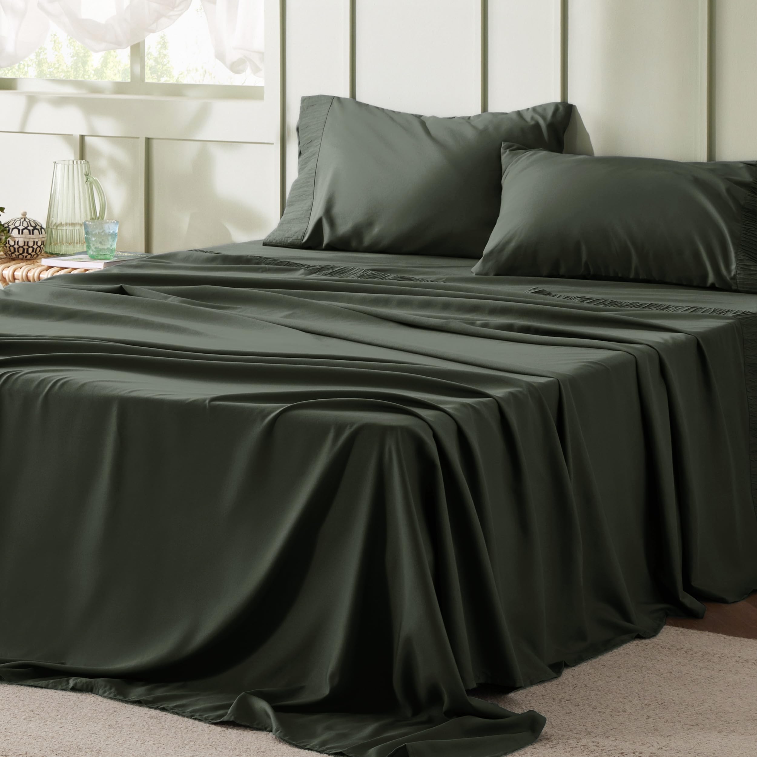 Bedsure King Size Sheets Set - 4 Pieces Soft King Sheets - Breathable & Cooling - Hotel Luxury - Easy Care Polyester Microfiber Bedding for Kids, Women, Men, Linen