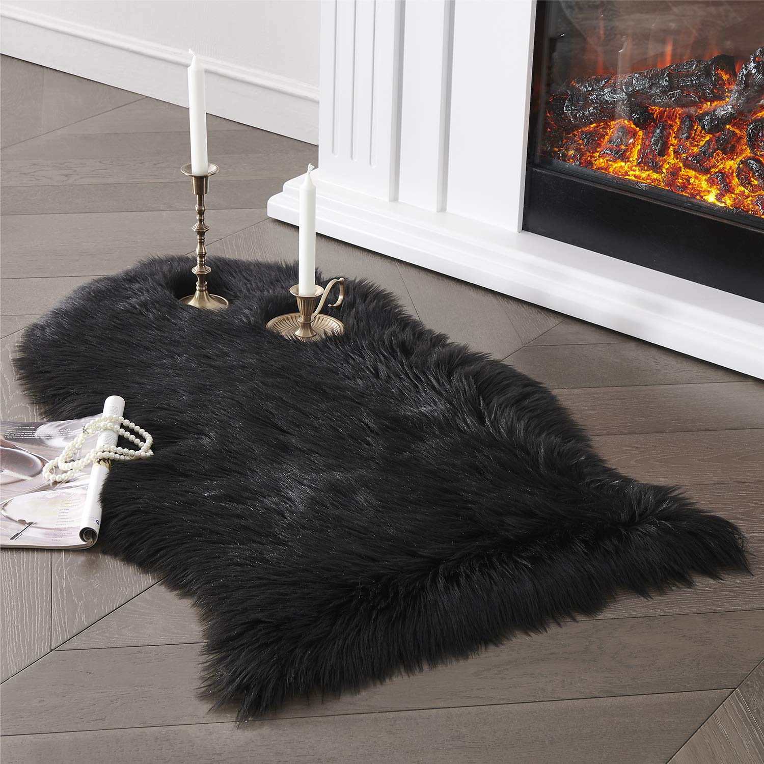 SERISSA Soft Fluffy Area Rug, Coal Black Faux Sheepskin Fur Rug, Shaggy Rug for Bedroom Floor Fuzzy Carpet for Living Room 4x6 Feet