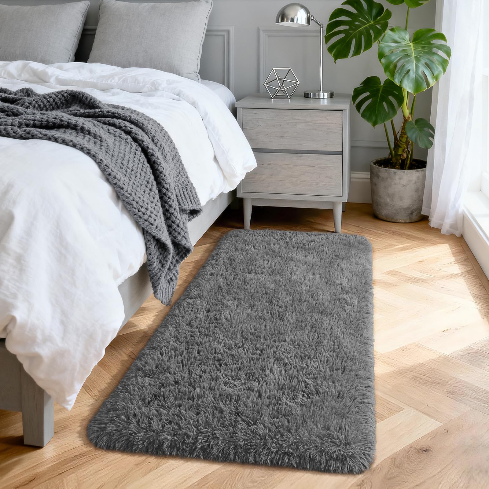 Merelax Soft Modern Indoor Shaggy Area Rug for Bedroom Livingroom Dorm Kids Room Home Decorative, Non-Slip Plush Fluffy Furry Fur Rugs Comfy Nursery Accent Floor Carpet 2x3 Feet, Black