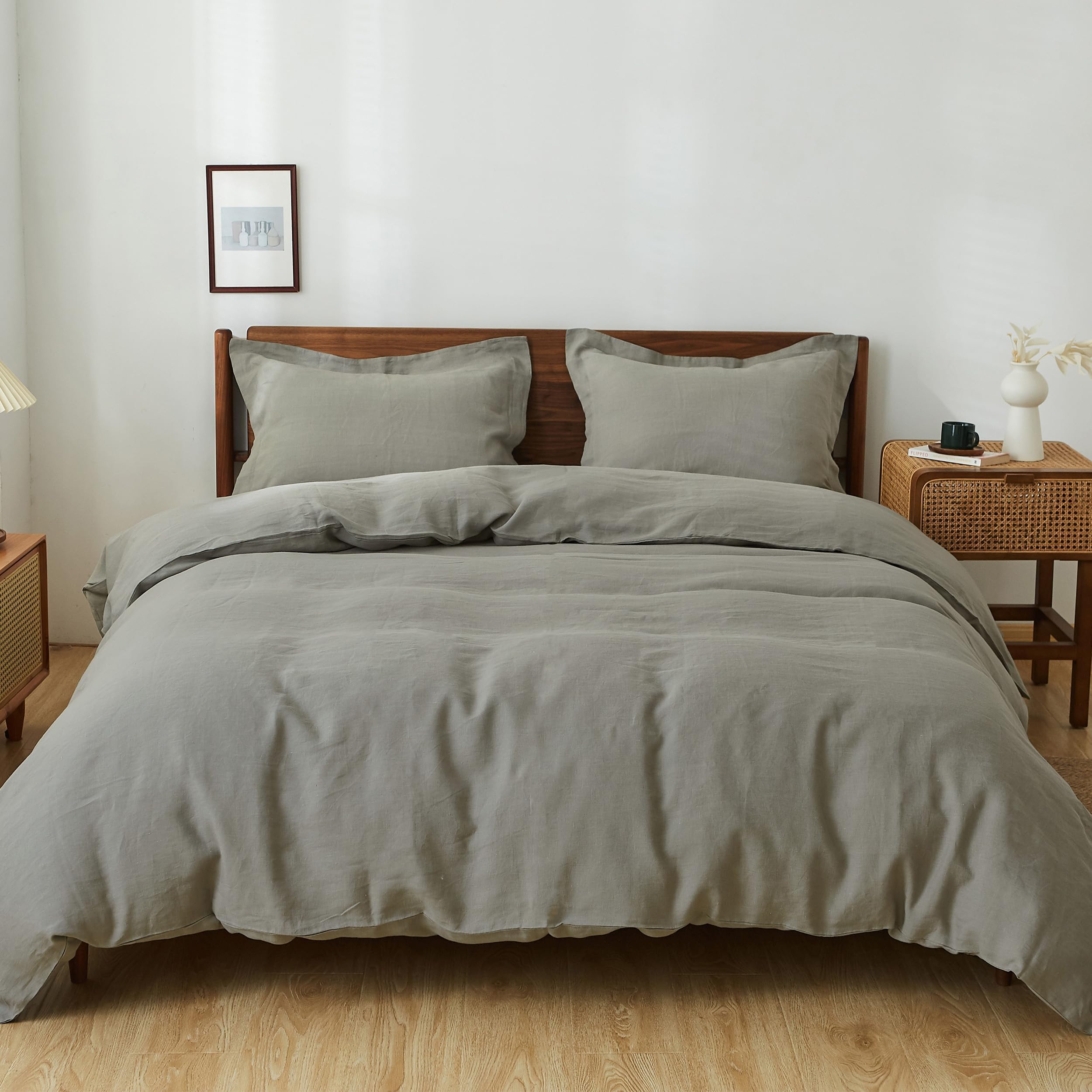 Simple&Opulence 100% Linen Euro Sham Pillow Covers Belgian Flax-Set of 2, Decorative Pillow Cover with Tassels, Boho Shabby Chic Style for Couch/Bed, White, 26" x 26"