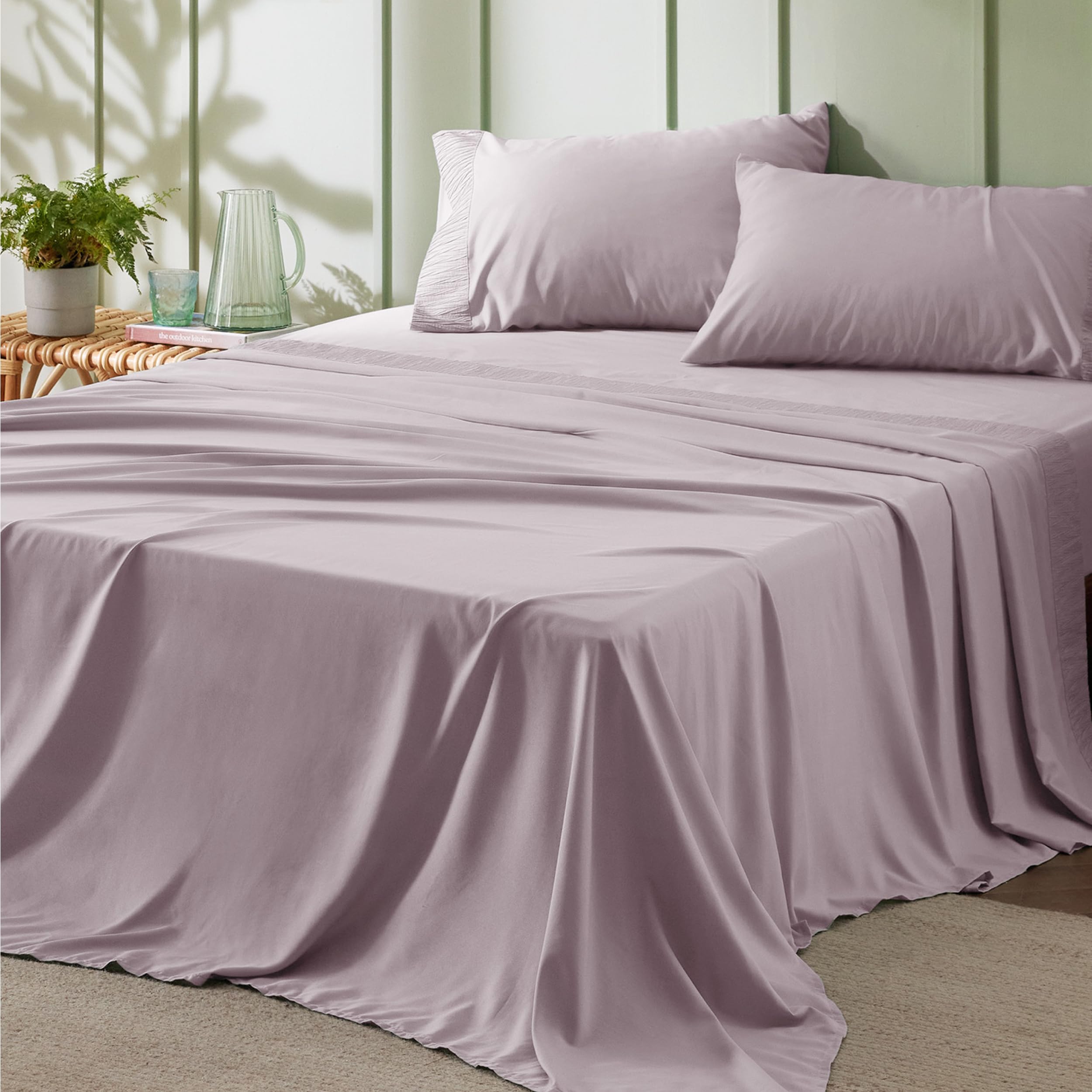 Bedsure King Size Sheets Set - 4 Pieces Soft King Sheets - Breathable & Cooling - Hotel Luxury - Easy Care Polyester Microfiber Bedding for Kids, Women, Men, Linen