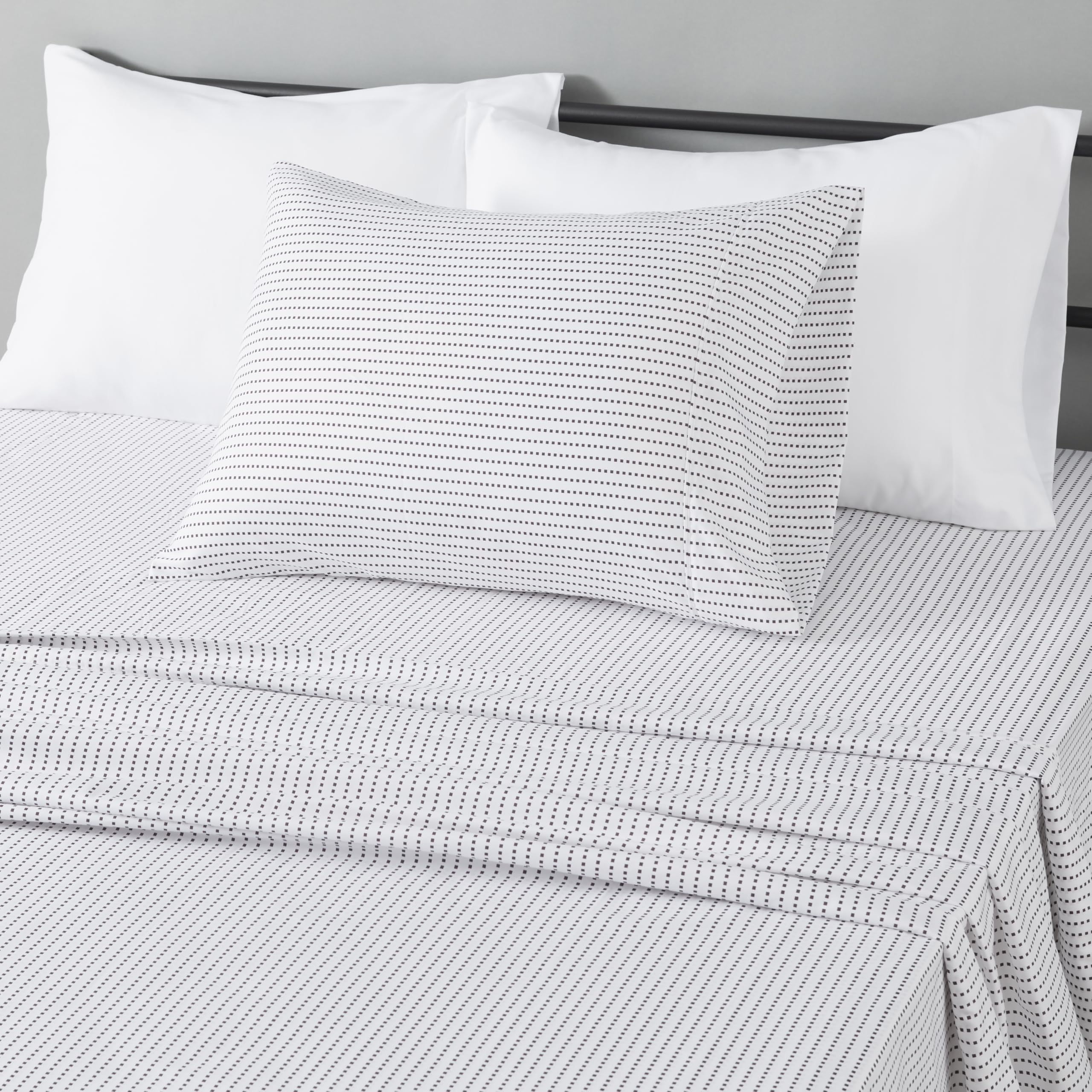 Amazon Basics Lightweight Super Soft Easy Care Wrinkle Free Breathable Brushed Microfiber 3-Piece Bed Sheet Set with 14-Inch Deep Pockets, Twin, Beige, Solid