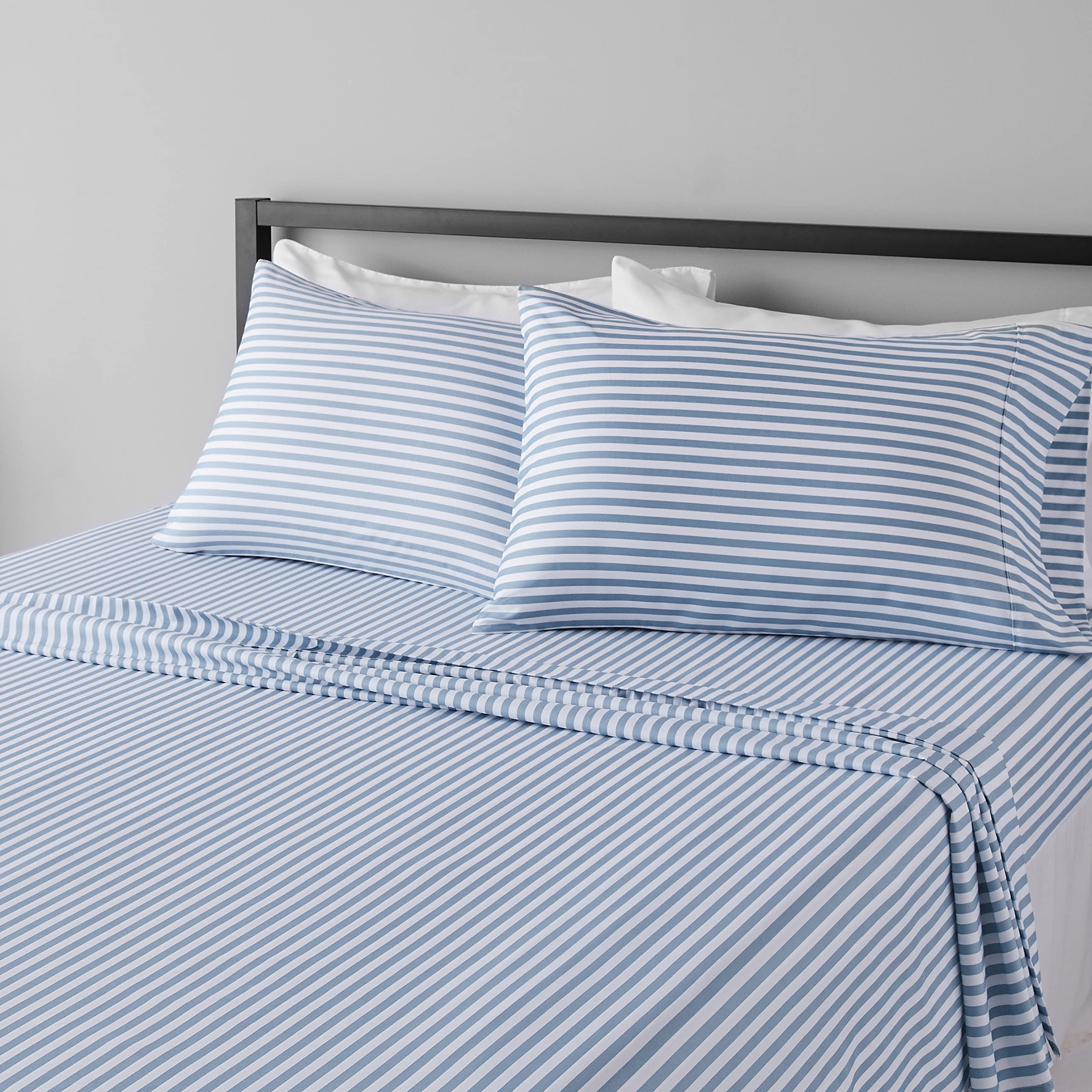 Amazon Basics Lightweight Super Soft Easy Care Wrinkle Free Breathable Brushed Microfiber 3-Piece Bed Sheet Set with 14-Inch Deep Pockets, Twin, Beige, Solid