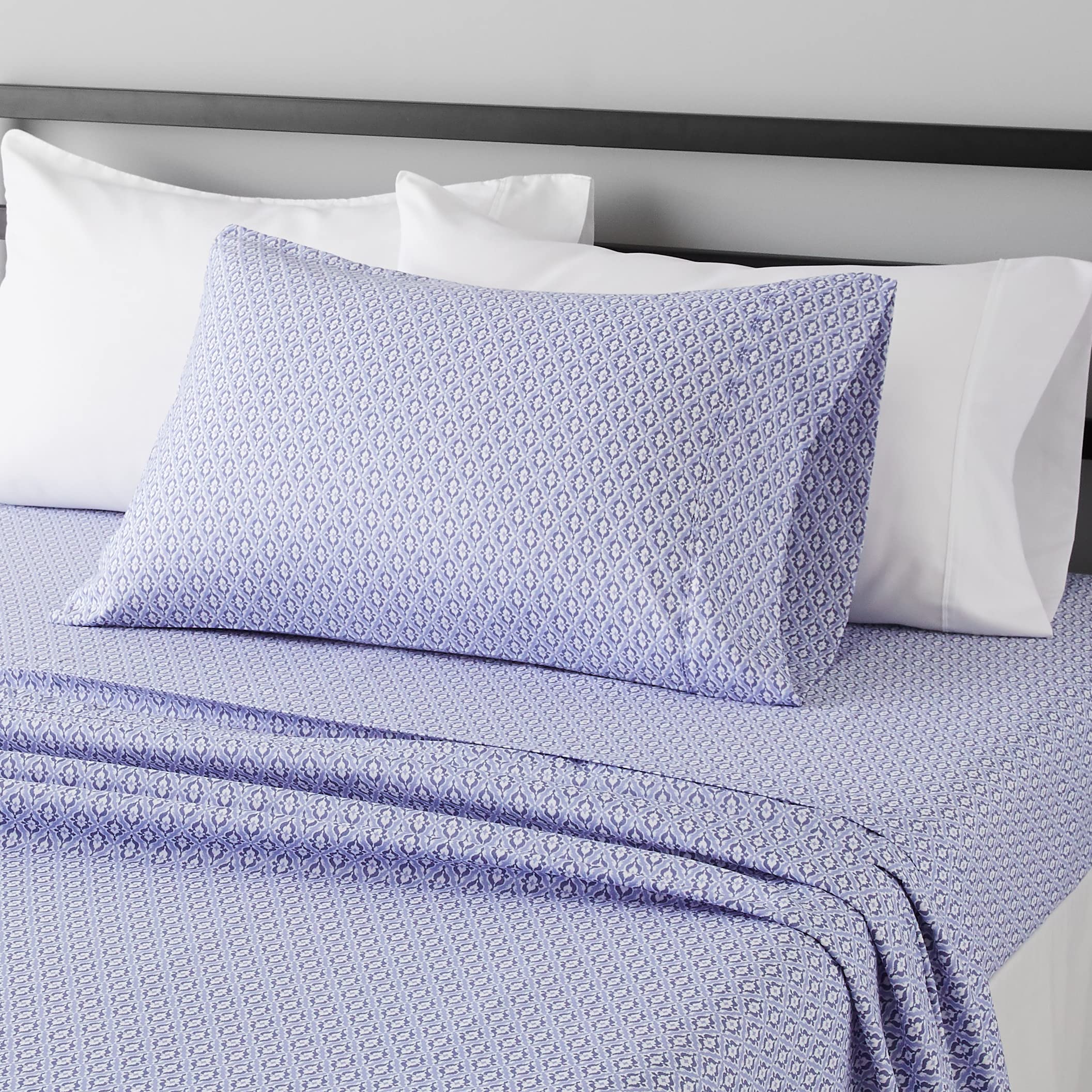 Amazon Basics Lightweight Super Soft Easy Care Wrinkle Free Breathable Brushed Microfiber 3-Piece Bed Sheet Set with 14-Inch Deep Pockets, Twin, Beige, Solid