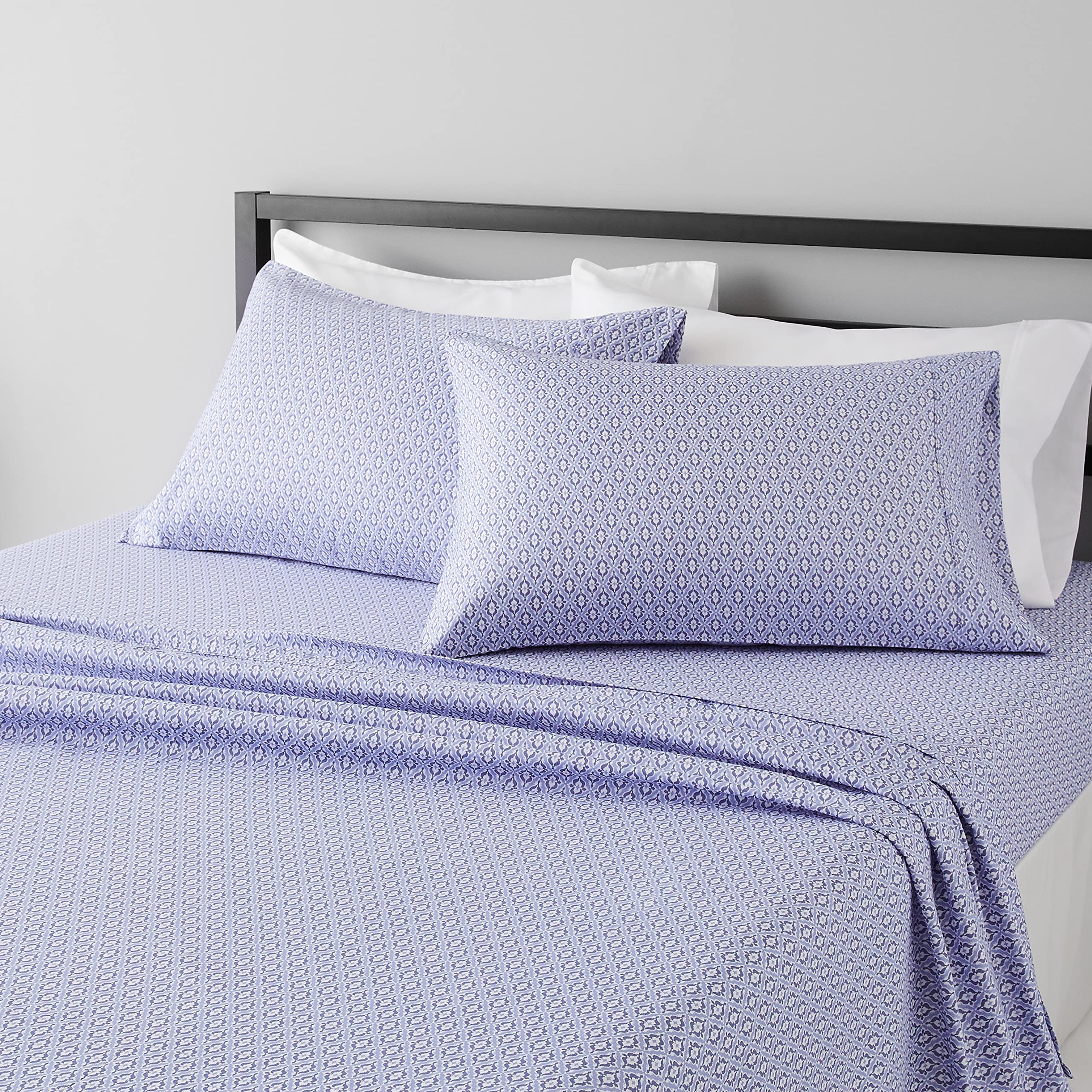 Amazon Basics Lightweight Super Soft Easy Care Wrinkle Free Breathable Brushed Microfiber 3-Piece Bed Sheet Set with 14-Inch Deep Pockets, Twin, Beige, Solid